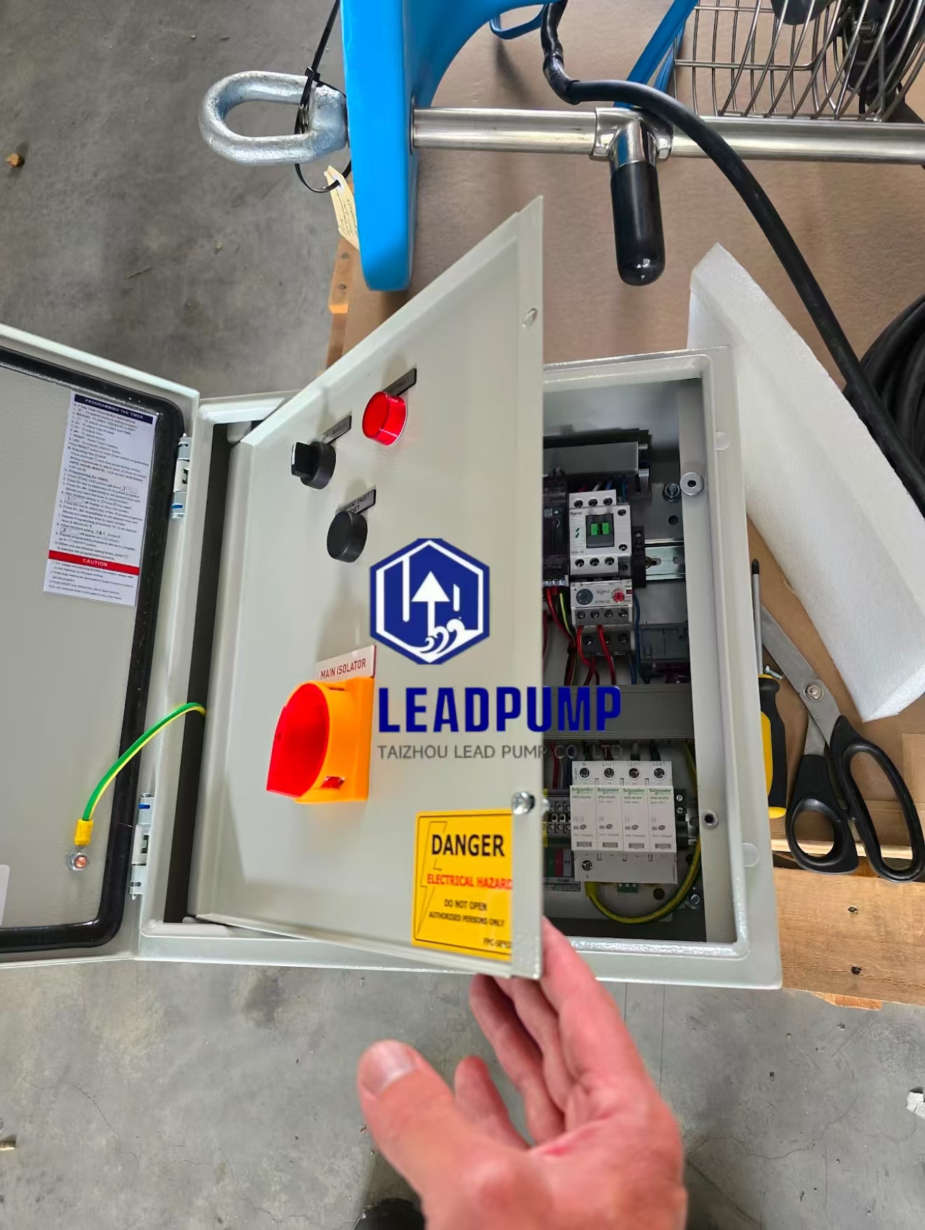Taizhou Lead Pump Co., Ltd offre una soluzione personalizzata di controllo del controllo dell'alimentazione in risposta a nuove modifiche regolamentari